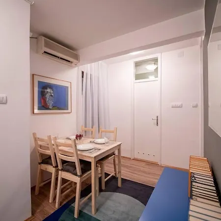 Apartment K Milutina Belgrade